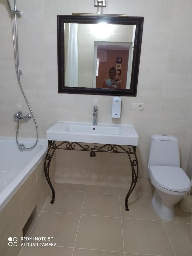 Hotel Экодом à Bilhorod-Dnistrovsʼkyy Extérieur photo