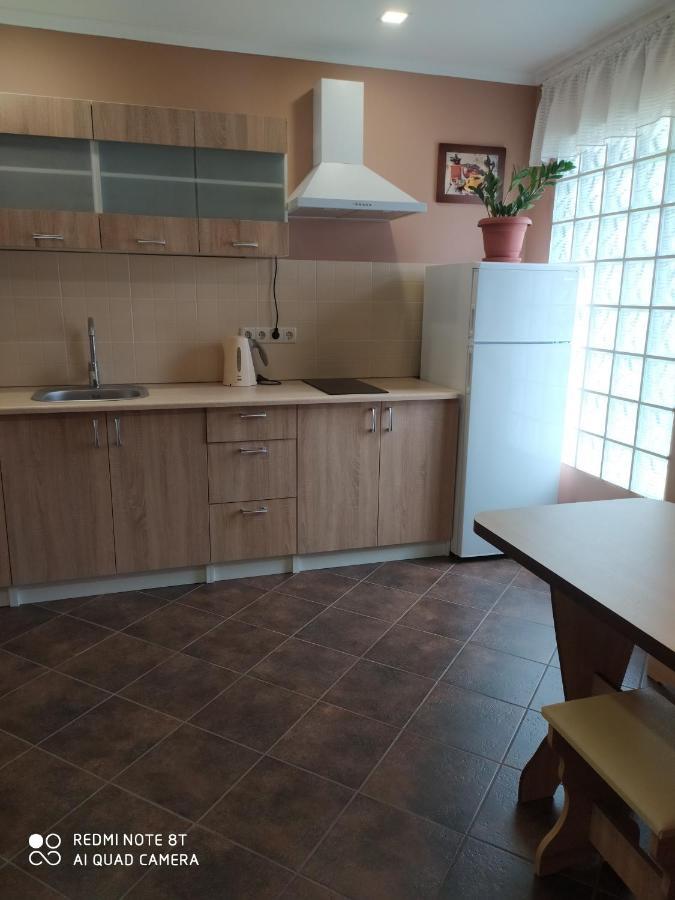 Hotel Экодом à Bilhorod-Dnistrovsʼkyy Extérieur photo