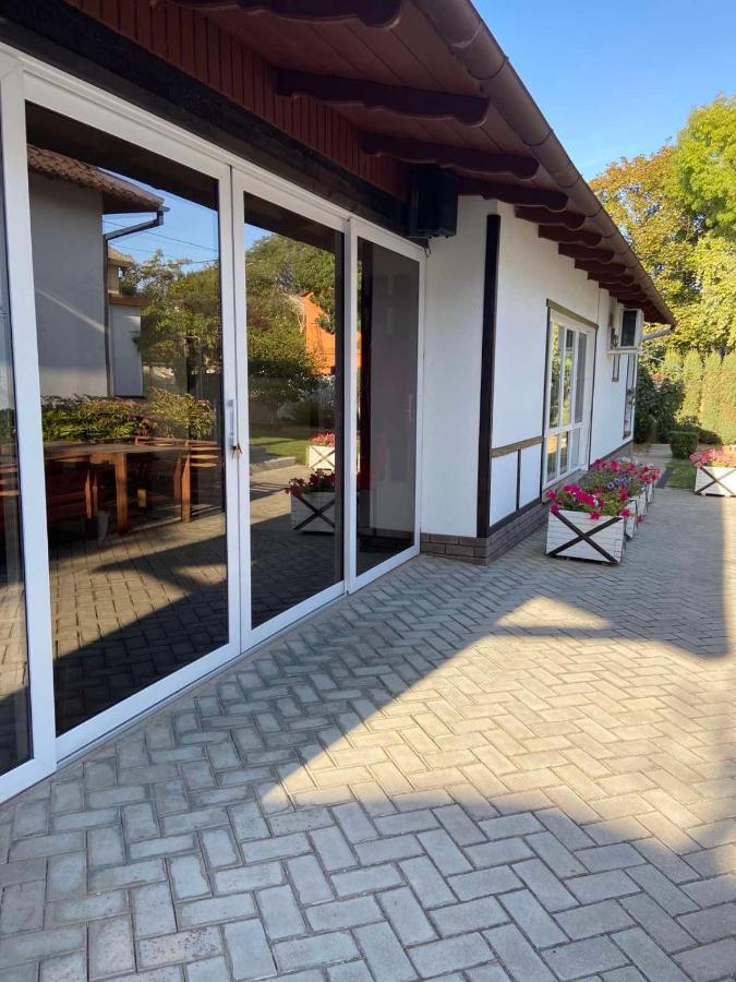Hotel Экодом à Bilhorod-Dnistrovsʼkyy Extérieur photo