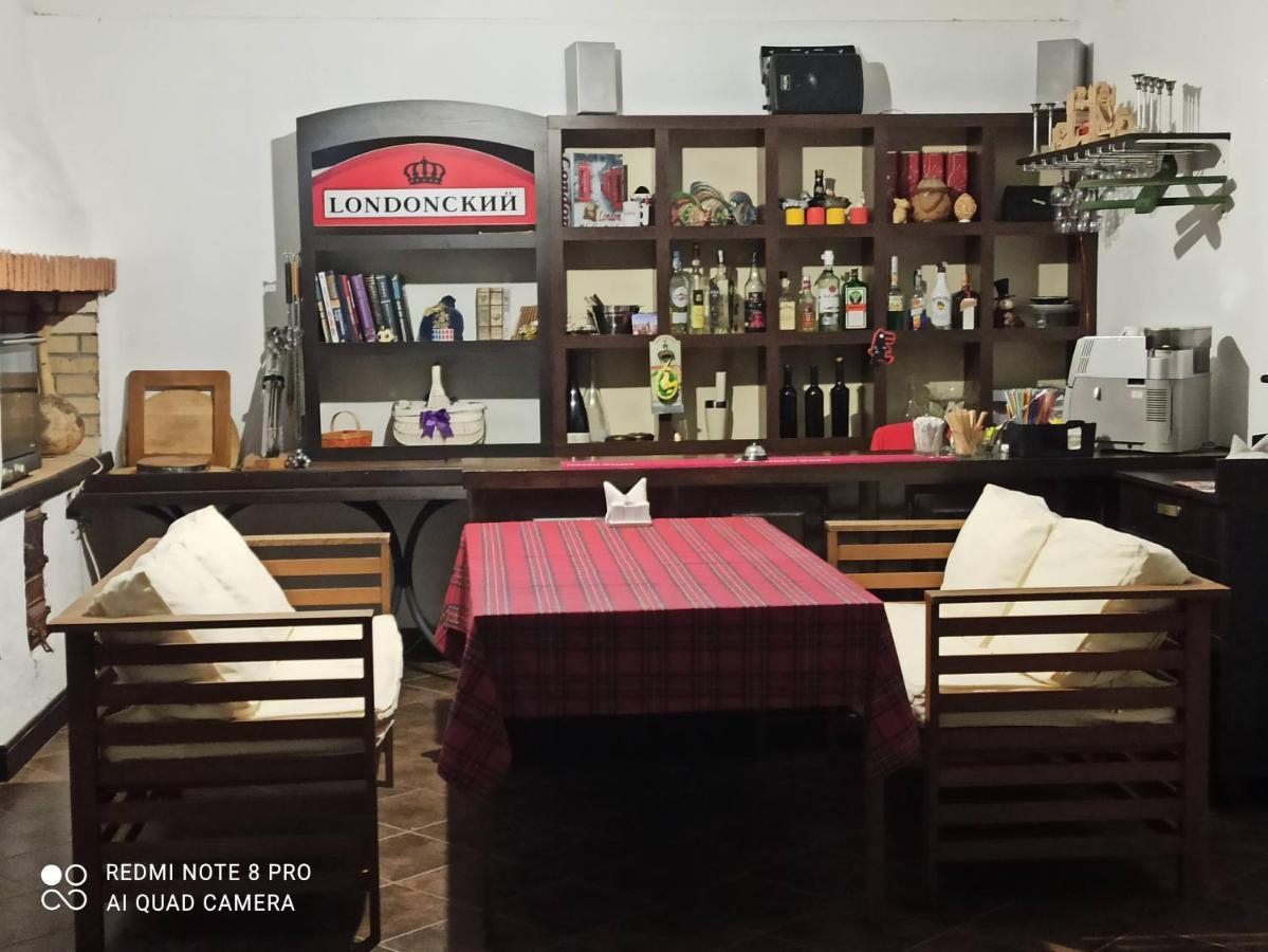 Hotel Экодом à Bilhorod-Dnistrovsʼkyy Extérieur photo